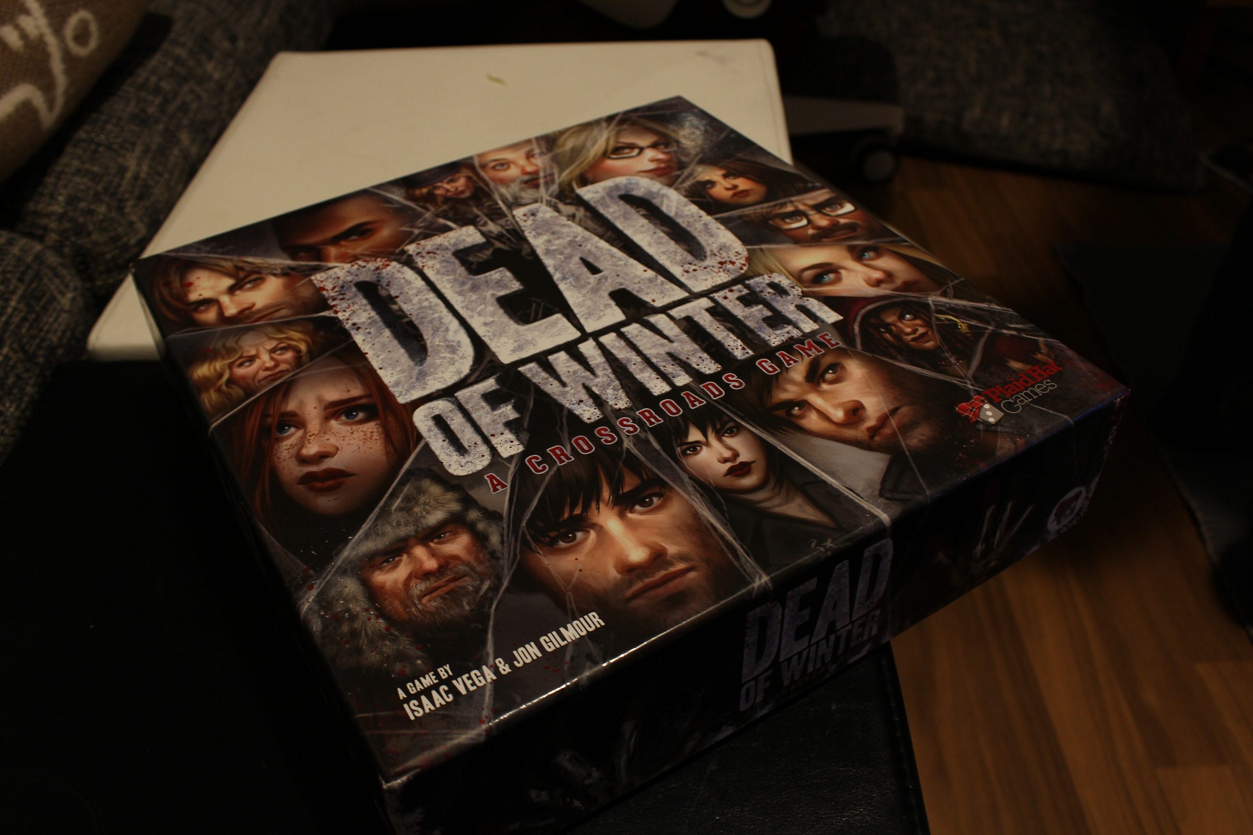Dead of Winter: A Crossroads Game – Survive and Conspire - PlayLab